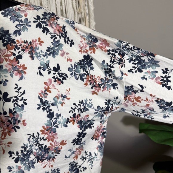 J. Jill Floral Blouse - White, Pink, and Blue - Picture 2 of 5